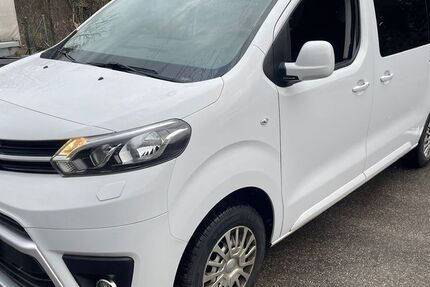Toyota Proace (Verso) 33.000 km 39.258 &euro; Lenggries,Fleck 83661