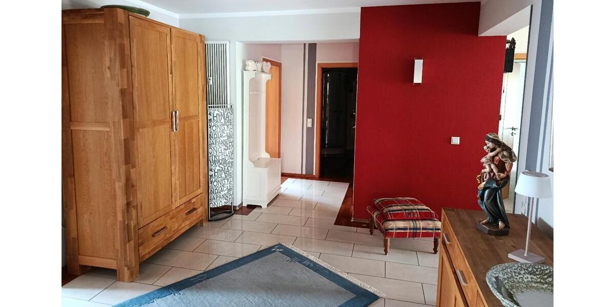 Erdgeschoßwohnung Solingen - 4 Zimmer, 136 m&sup2;, 459.000&euro; | Angebot:27224334
