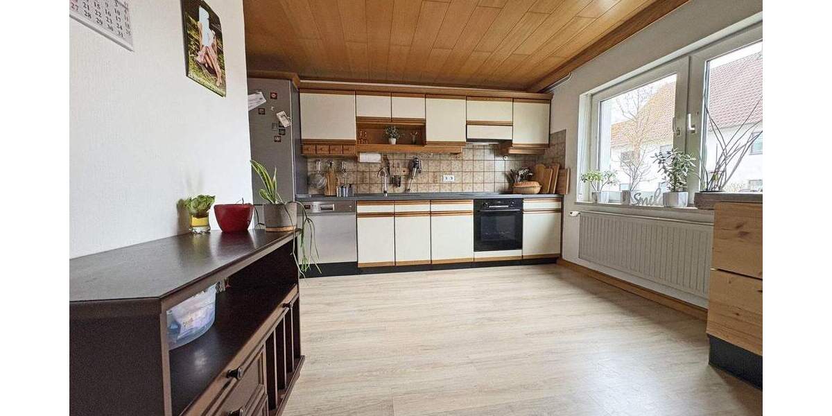 Mehrfamilienhaus, Wohnhaus Regensburg Konradsiedlung-Wutzlhofen - 6 Zimmer, 170 m&sup2;, 539.000&euro; | Angebot:24989494
