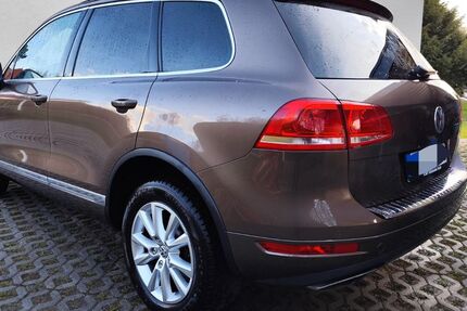 VW Touareg 226.500 km 10.555 &euro; Dresden 01328