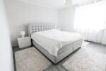 Helle 3,5 Zimmer Wohnung mit großem Garten & kernsaniert