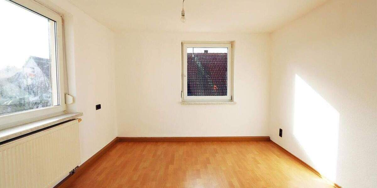 Doppelhaushälfte Vaihingen an der Enz - 4 Zimmer, 90 m&sup2;, 960&euro; | Angebot:25117023