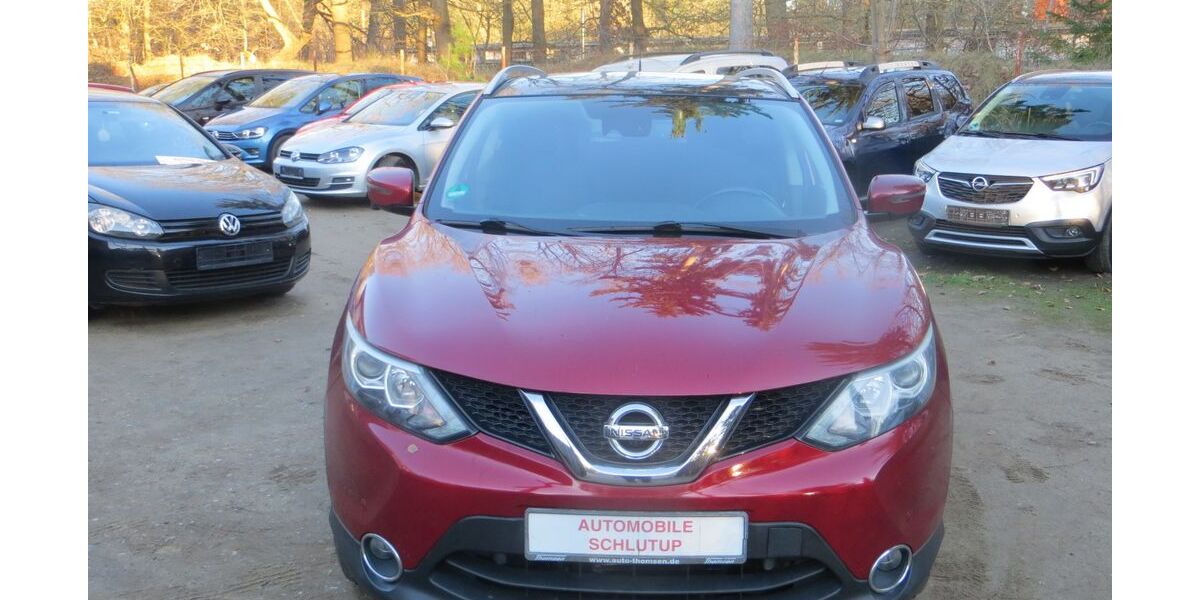 Nissan Qashqai 120.000 km 8.500 &euro; Lübeck 23568