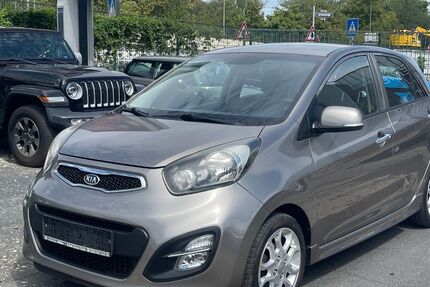Kia Picanto 107.709 km 6.690 &euro; Frankfurt am Main 65933