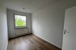 Etagenwohnung Zwickau Neuplanitz - 4 Zimmer, 70 m&sup2;, 400&euro; | Angebot:26673972