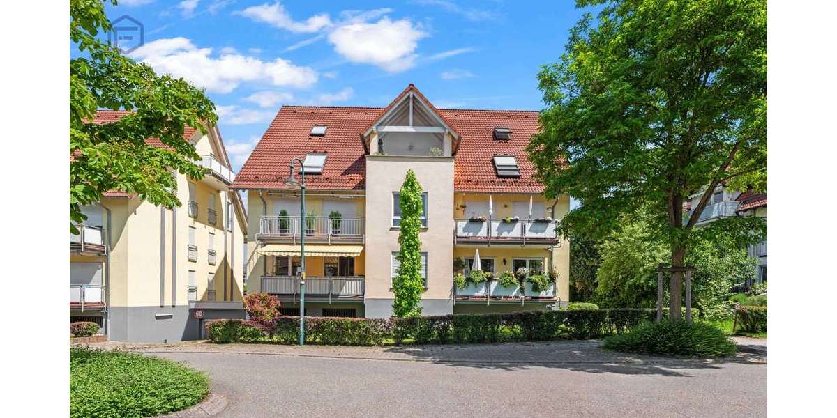 Etagenwohnung Kirchzarten - 4 Zimmer, 100 m&sup2;, 500.000&euro; | Angebot:26855840