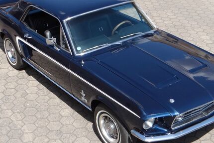 Ford Mustang 132.454 km 49.880 &euro; Aschaffenburg 63743