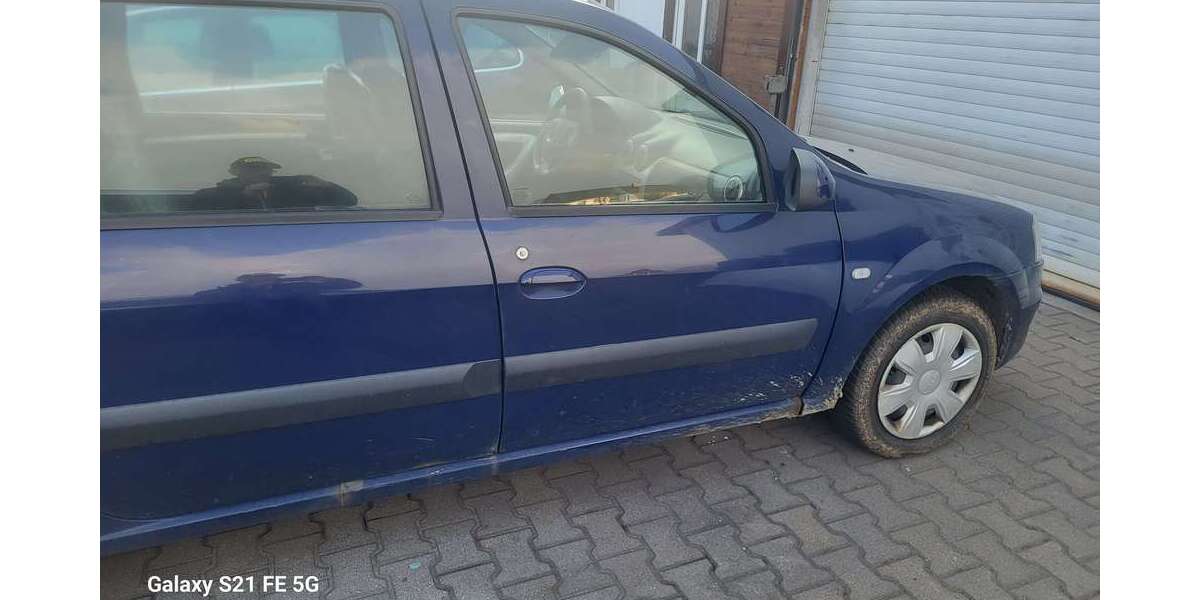 Dacia Logan 370.000 km 999 &euro; Elsteraue 06729