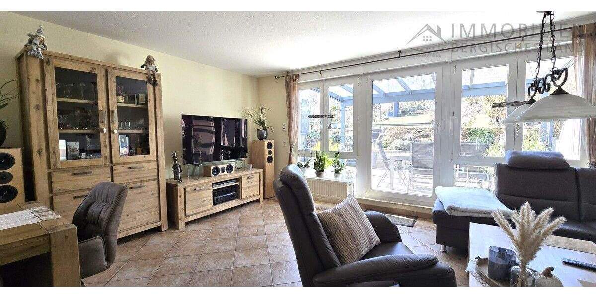 Doppelhaushälfte Hückeswagen Wiehagen - 5 Zimmer, 120 m&sup2;, 425.000&euro; | Angebot:25800230