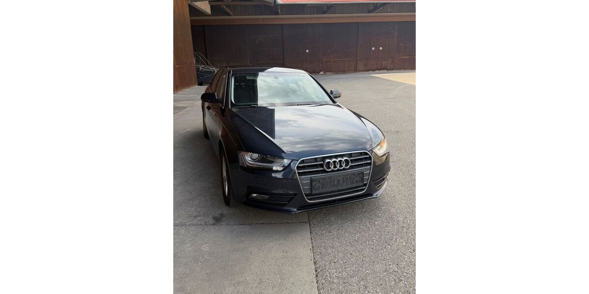 Audi A4 142.300 km 7.900 &euro; Neuburg A.D.Donau 86633