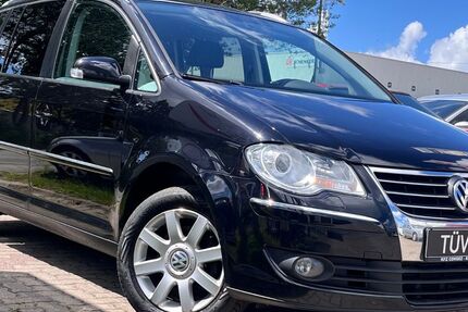 VW Touran 183.000 km 3.999 &euro; Flintbek 24220