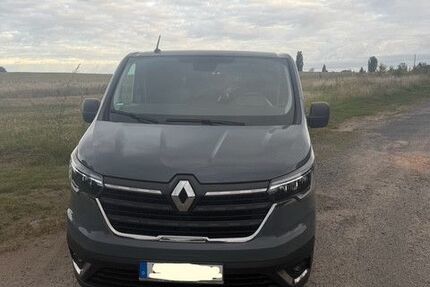 Renault Trafic 33.000 km 26.900 € Dresden 01219