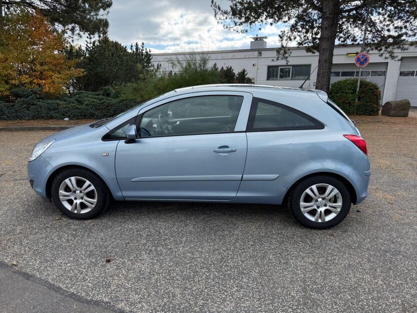 Opel Corsa 139.794 km 2.490 € Barsbüttel 22885