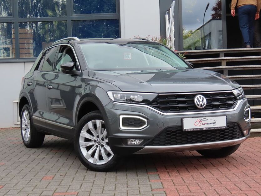 VW T-Roc 112.568 km 17.900 € Neuss 41469