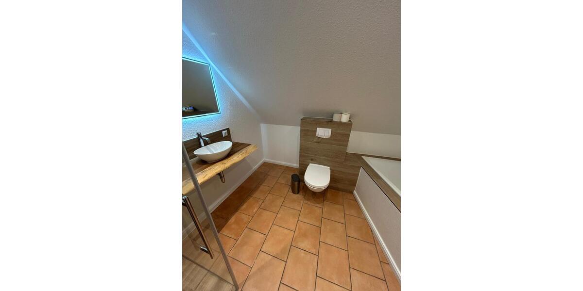 Einfamilienhaus Jübek - 7 Zimmer, 205 m&sup2;, 1.150&euro; | Angebot:26387608