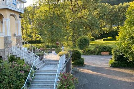 Haus Bad Brückenau - 9 Zimmer, 360 m&sup2;, 549.000&euro; | Angebot:26990991