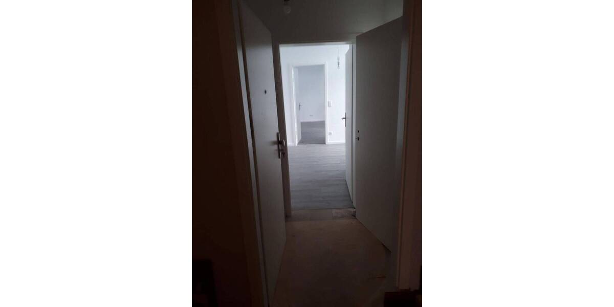 Etagenwohnung Krefeld Cracau - 3 Zimmer, 93 m&sup2;, 900&euro; | Angebot:26851580