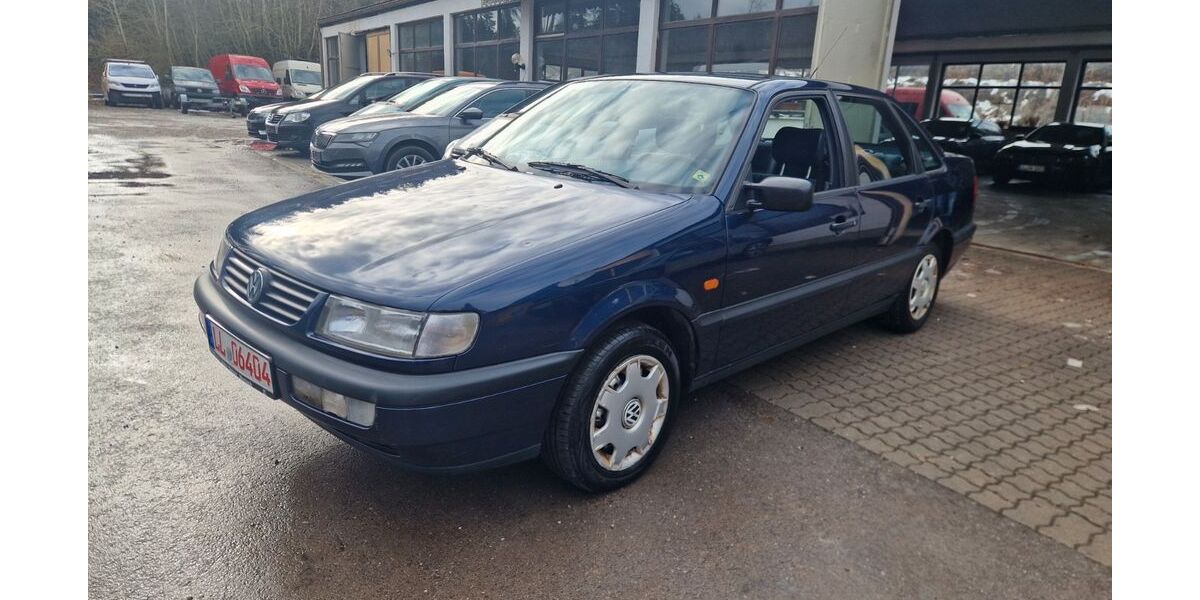 VW Passat 131.000 km 2.500 &euro; GELTENDORF 82269