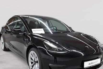 Tesla Model 3 83.939 km 26.989 &euro; Fernwald-Steinbach 35463