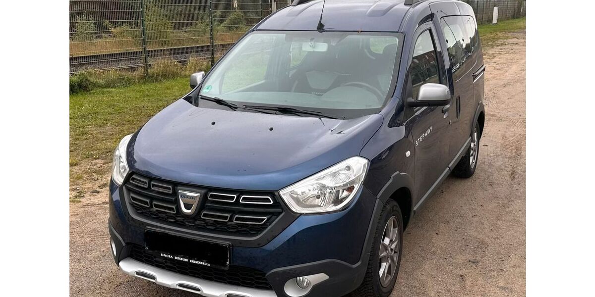 Dacia Dokker 186.000 km 6.900 &euro; Oberhausen 46049