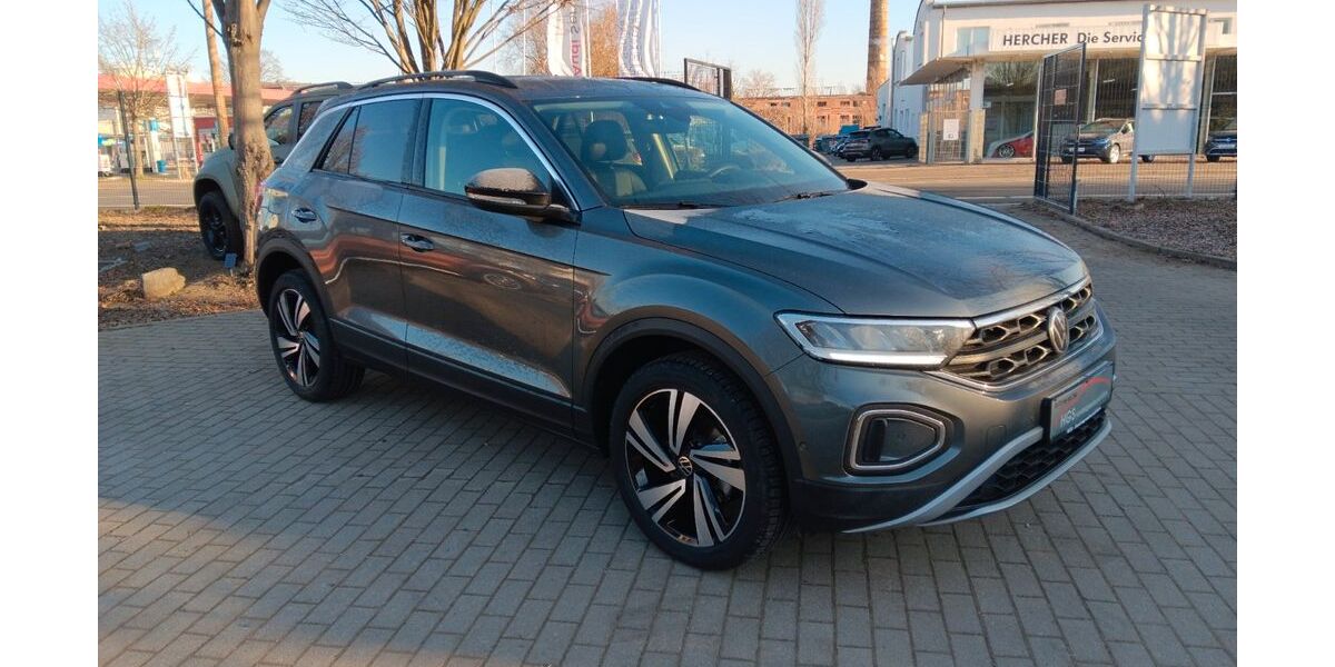 VW T-Roc 3.497 km 25.990 &euro; Leipzig 04179