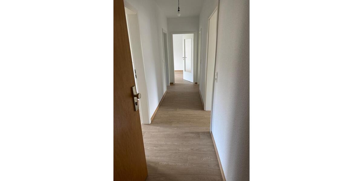Etagenwohnung Lahnstein - 4 Zimmer, 84 m&sup2;, 840&euro; | Angebot:24766930