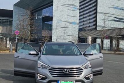 Hyundai Grand Santa Fe 168.000 km 15.900 &euro; Stadtallendorf 35260