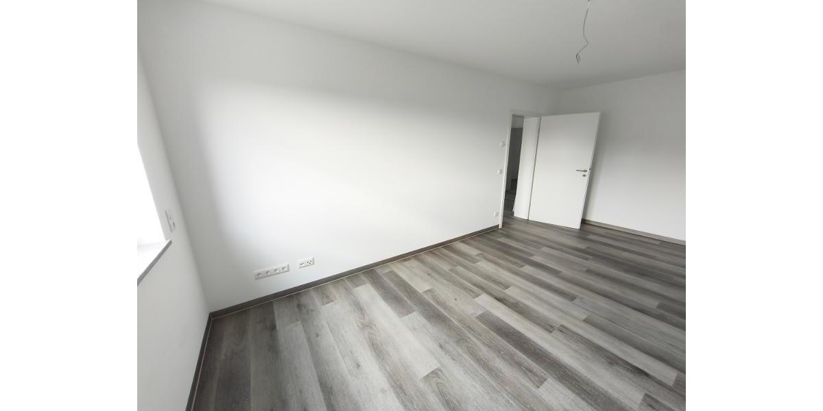 2 Zi. Wohnung (Nr. 8) im OG mit Balkon - Etagenwohnung Adelsdorf OT | Angebot:26831488