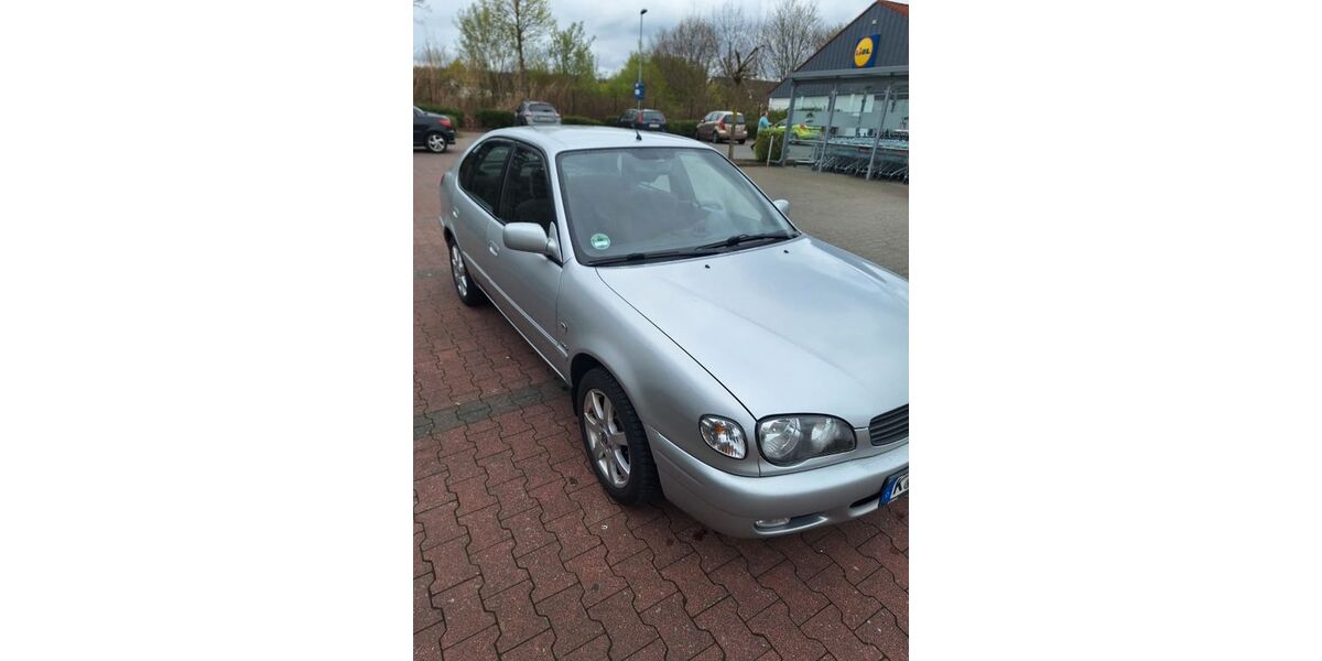 Toyota Corolla 174.000 km 3.850 &euro; Köln 51061