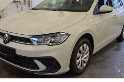 VW Polo 7.574 km 18.430 € Leipzig 04178