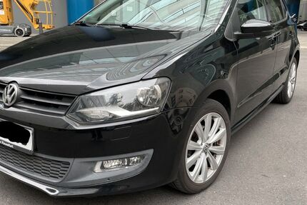 VW Polo 124.800 km 5.900 € Berlin 10777