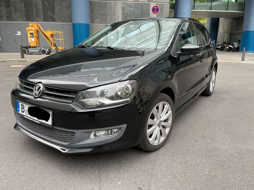 VW Polo 124.800 km 5.900 € Berlin 10777