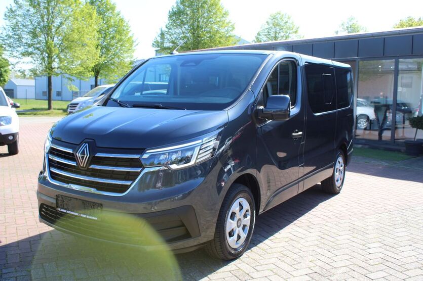 Renault Trafic 8.841 km 37.500 € Großefehn 26629
