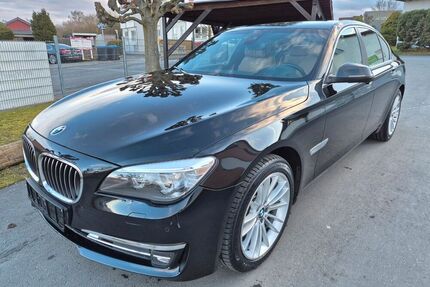 BMW 730