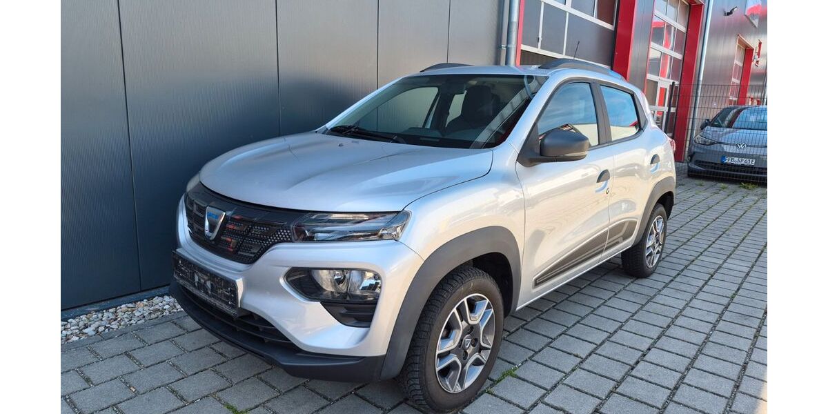 Dacia Spring 29.000 km 8.350 &euro; Puchheim (nähe München) 82178