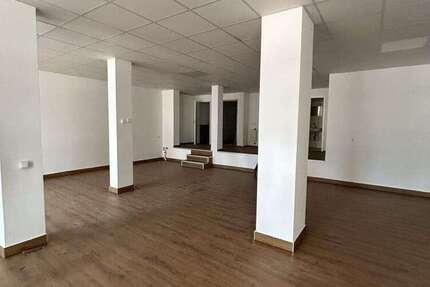 Einzelhandel in Köln 1.066,80 € 88.9 m²