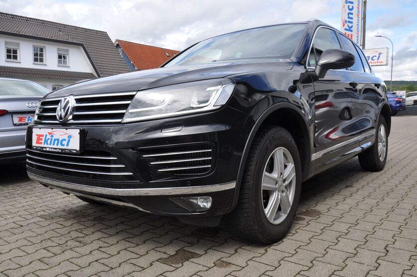 VW Touareg 56.470 km 29.900 € Schlüchtern 36381