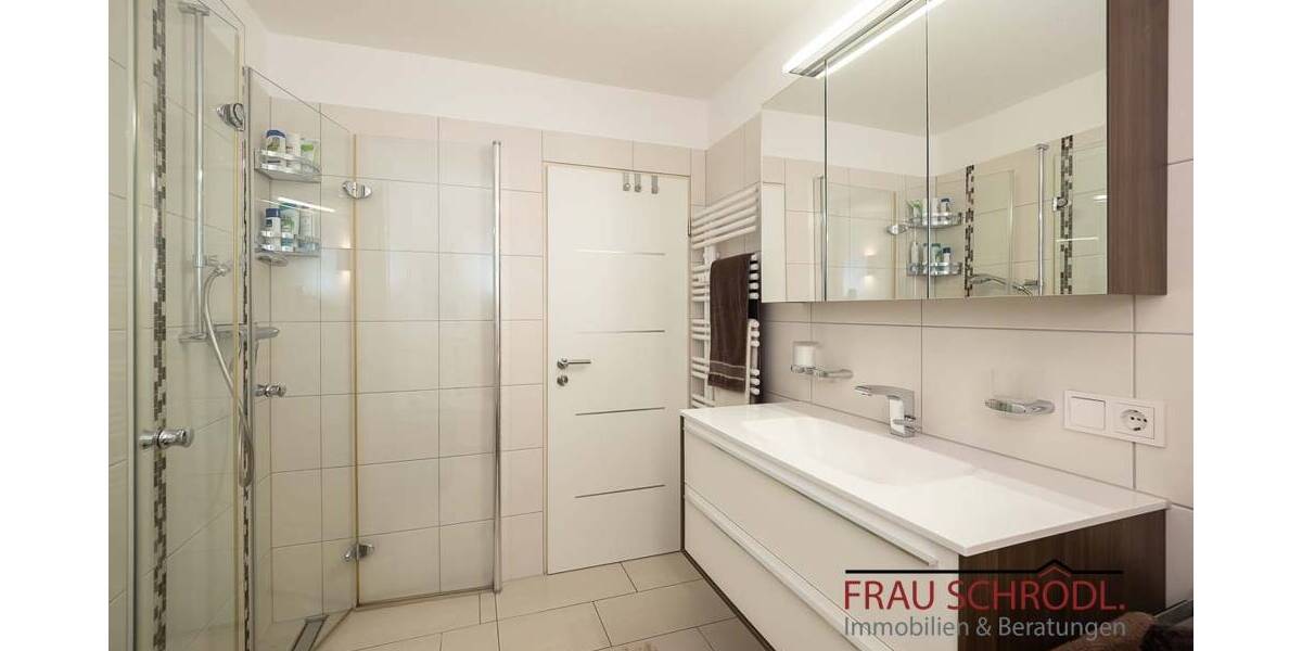 Etagenwohnung Bodman-Ludwigshafen Ludwigshafen - 2 Zimmer, 64 m&sup2;, 269.000&euro; | Angebot:25957078