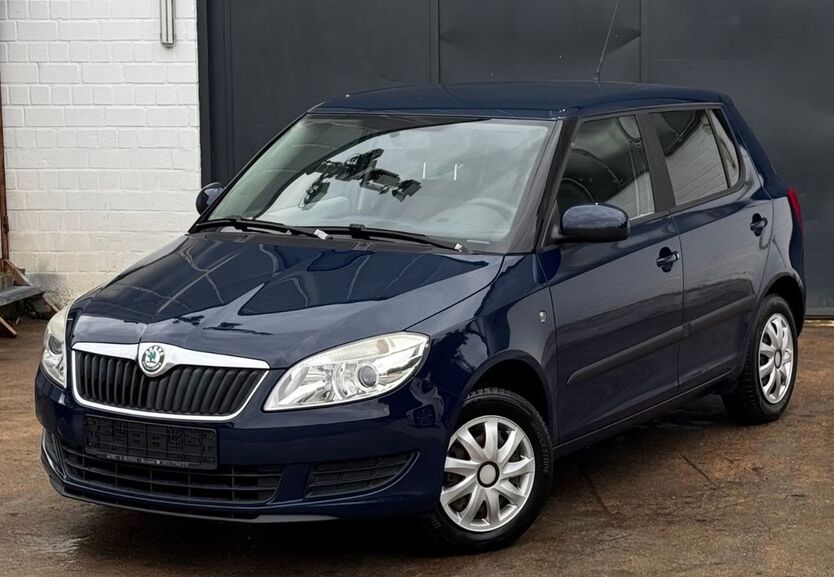 Skoda Fabia 195.903 km 2.599 € Bayreuth 95448