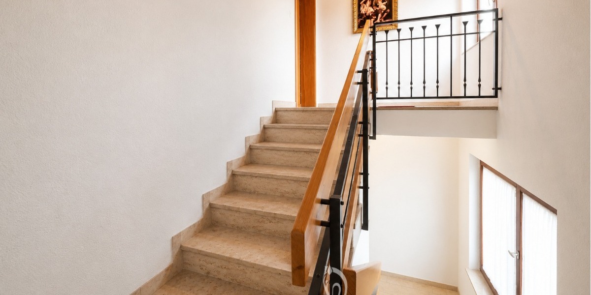 Zweifamilienhaus mit Garten, Ausbaureserve im DG und ausgebautem Bereich im UG - Zweifamilienhaus Zell am Main | Angebot:26876421