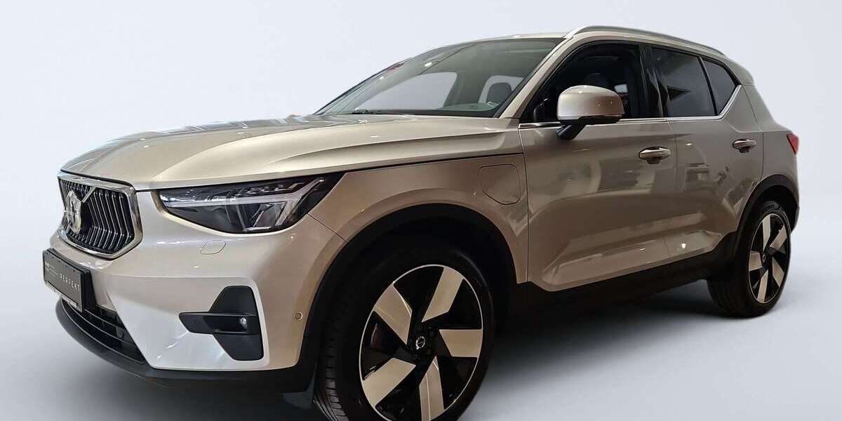 Volvo XC40 32.760 km 34.990 &euro; München 80337