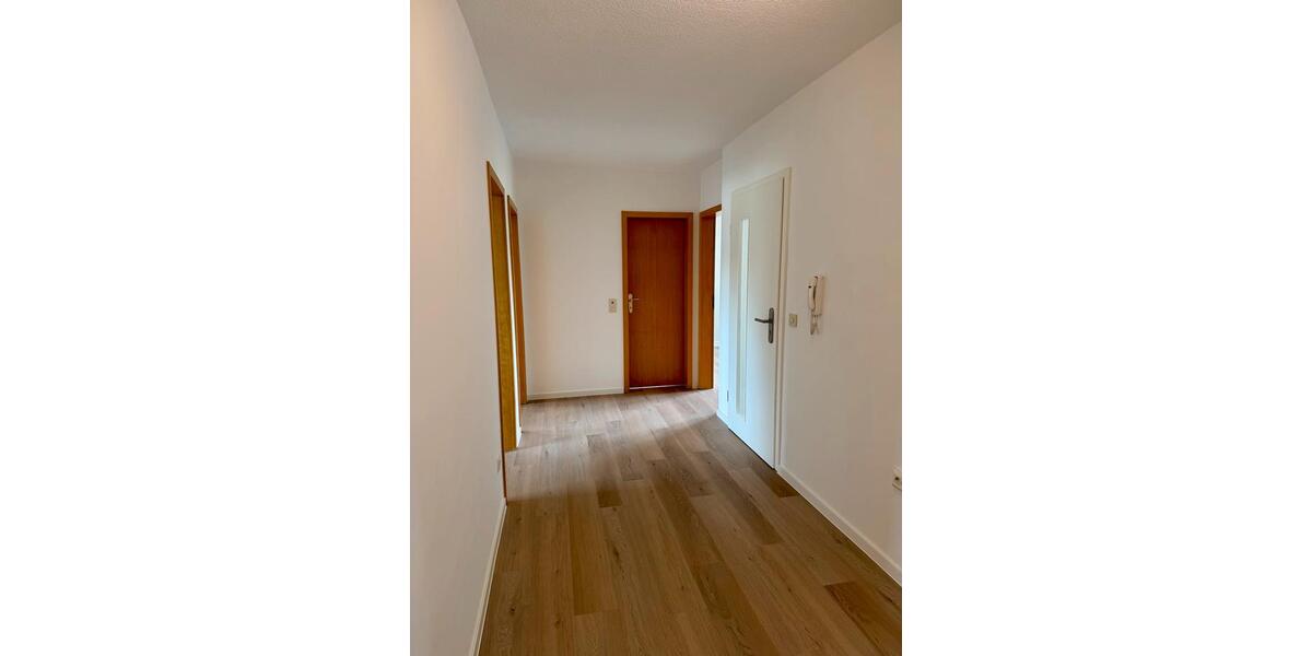 Etagenwohnung Bebra - 4 Zimmer, 102 m&sup2;, 750&euro; | Angebot:26482958