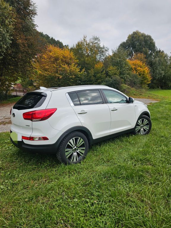 Kia Sportage 93.400 km 15.000 € Horb am Neckar 72160