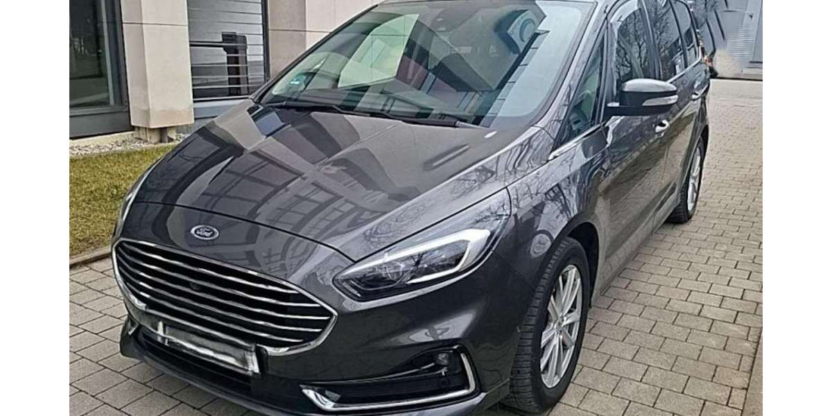 Ford S-Max 66.473 km 31.900 &euro; Berlin 12359