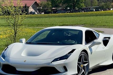 Ferrari F8 4.050 km 299.000 &euro; Grünwald 82031
