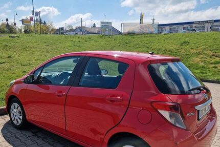 Toyota Yaris 20.200 km 8.700 &euro; Dresden 01069