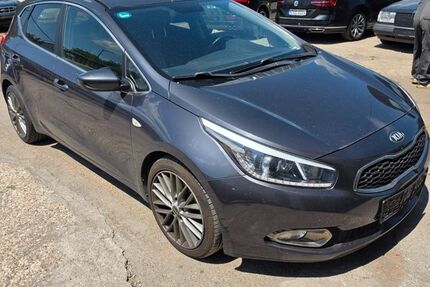 Kia ceed / Ceed 299.000 km 2.999 &euro; Nürnberg 90441