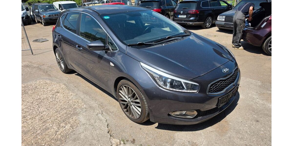 Kia ceed / Ceed 299.000 km 2.999 &euro; Nürnberg 90441