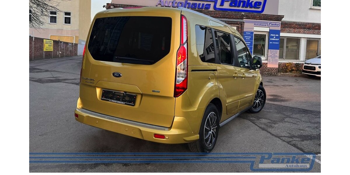 Ford Tourneo Connect Titanium*R-Cam*2-Schiebe*Pano* 169.849 km 10.990 &euro; Berlin 13187