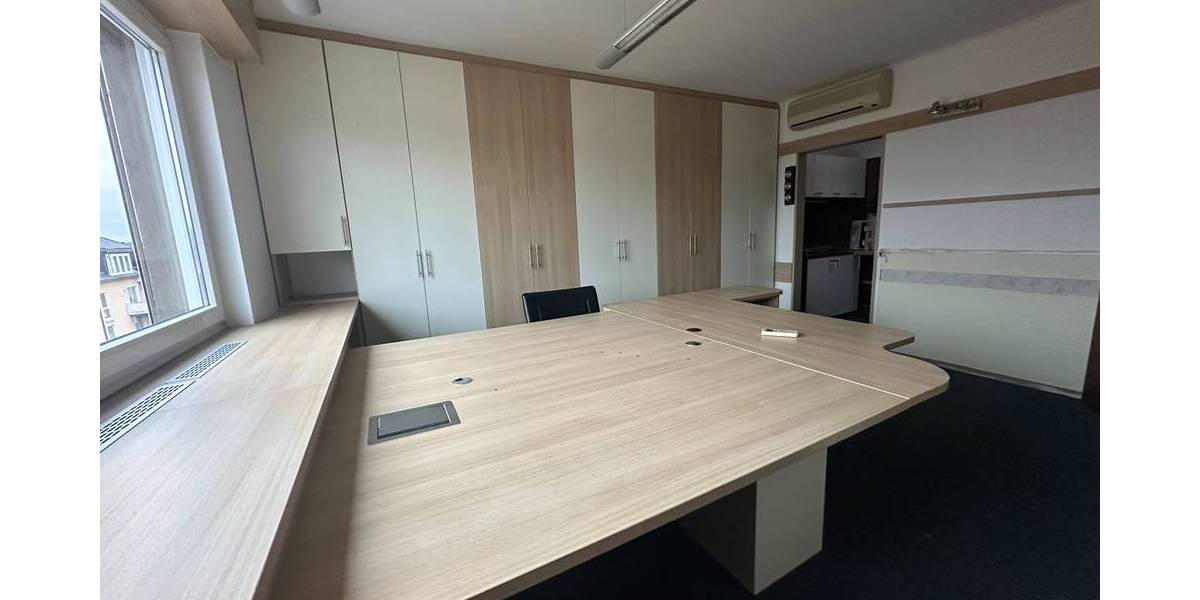 Gewerbeobjekt Düren - 3 Zimmer, 88 m&sup2;, 199.000&euro; | Angebot:23961467